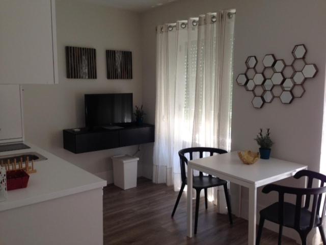 Confortable 1 Bedroom Apartment At Roma Avenue - 1A Lisbon Exterior photo